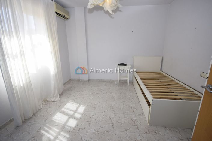 Image No.18-4 Bed Duplex for sale