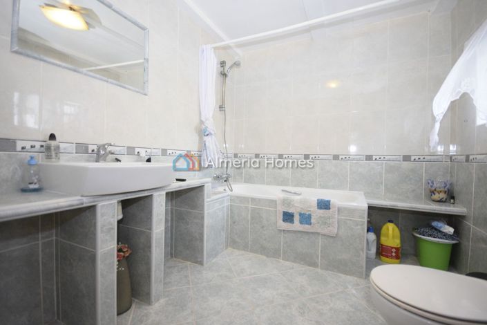 Image No.25-Maison de ville de 4 chambres à vendre à Purchena