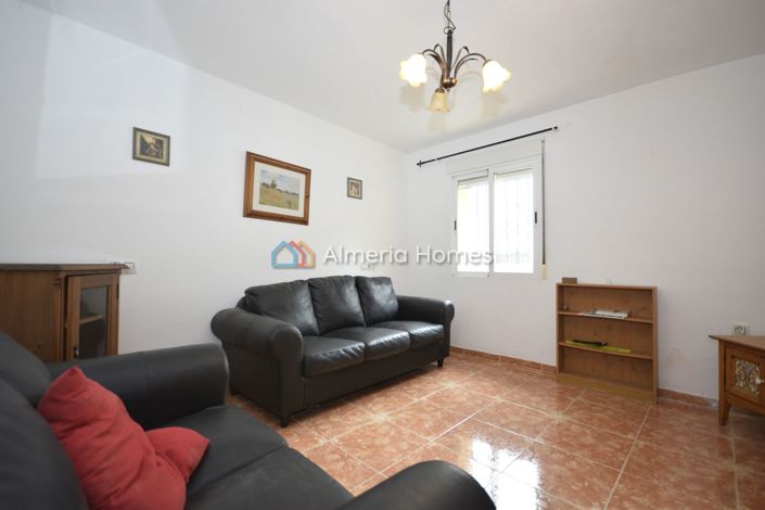 Image No.4-3 Bed Townhouse for sale