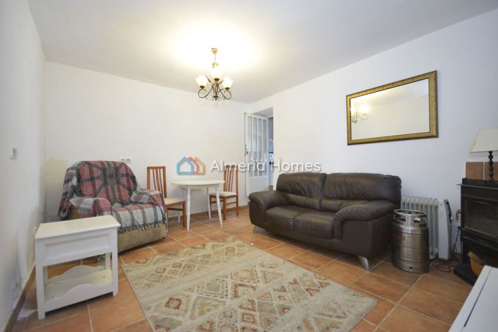 Image No.6-3 Bed Townhouse for sale