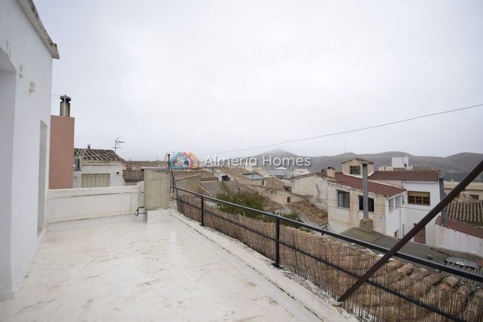 Image No.22-3 Bed Townhouse for sale