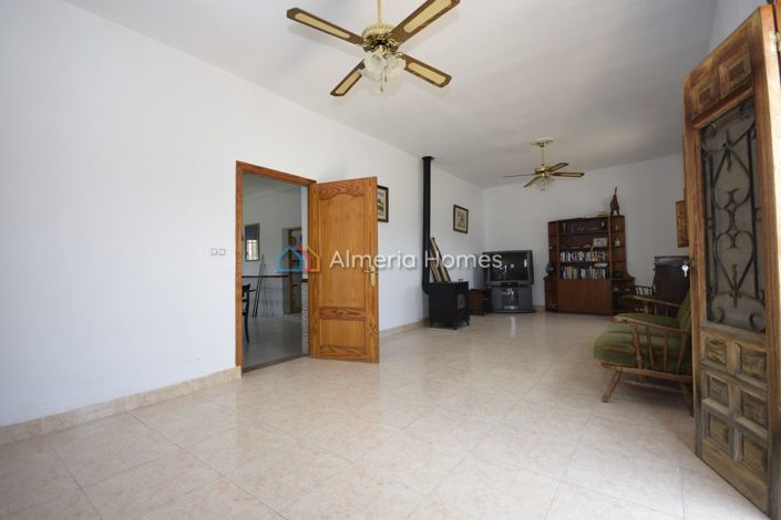 Image No.5-3 Bed Villa for sale