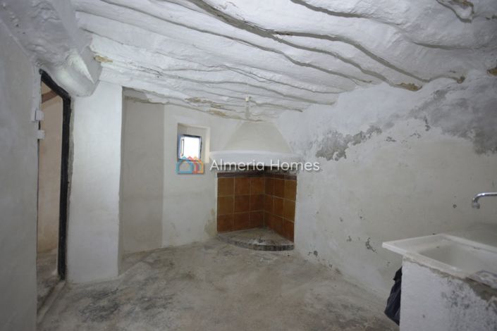 Image No.6-3 Bed Townhouse for sale
