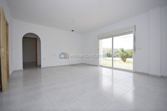 Image No.14-3 Bed Villa for sale