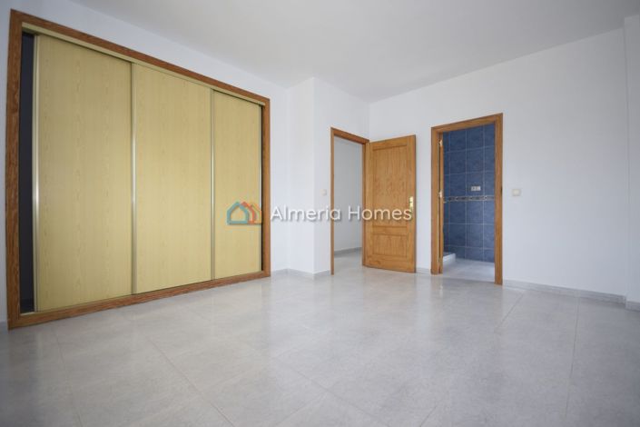 Image No.16-3 Bed Villa for sale