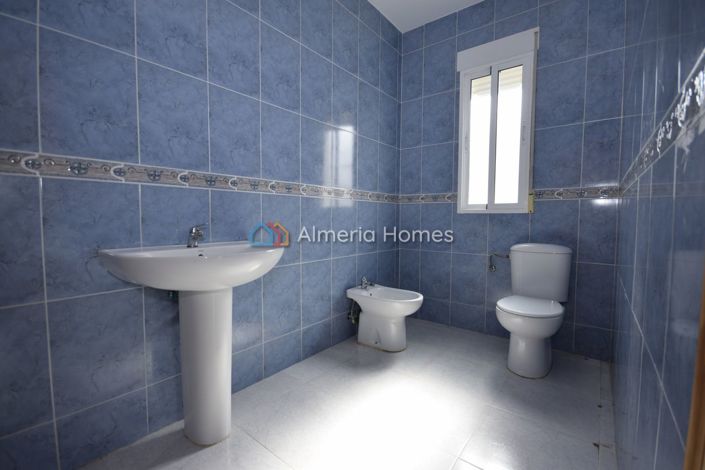 Image No.17-3 Bed Villa for sale