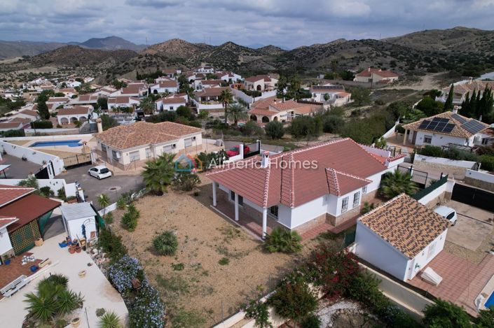 Image No.2-3 Bed Villa for sale