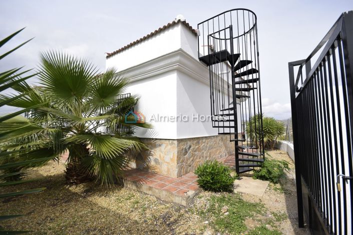 Image No.23-3 Bed Villa for sale