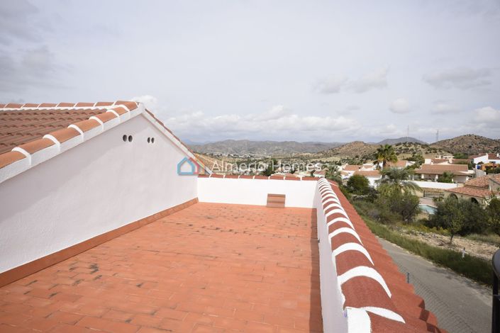 Image No.24-3 Bed Villa for sale