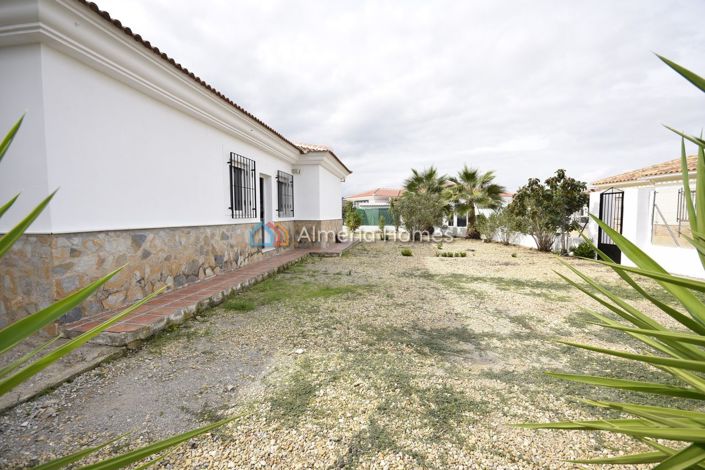Image No.7-3 Bed Villa for sale