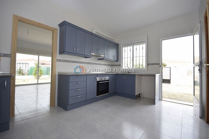 Image No.9-3 Bed Villa for sale