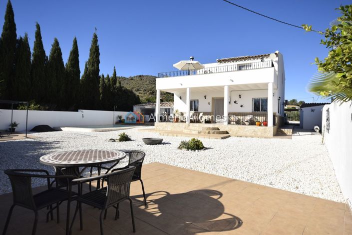 Image No.11-4 Bed Villa for sale