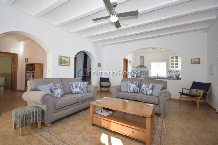 Image No.18-4 Bed Villa for sale