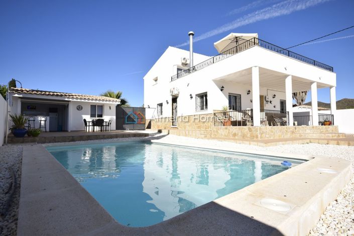 Image No.5-4 Bed Villa for sale