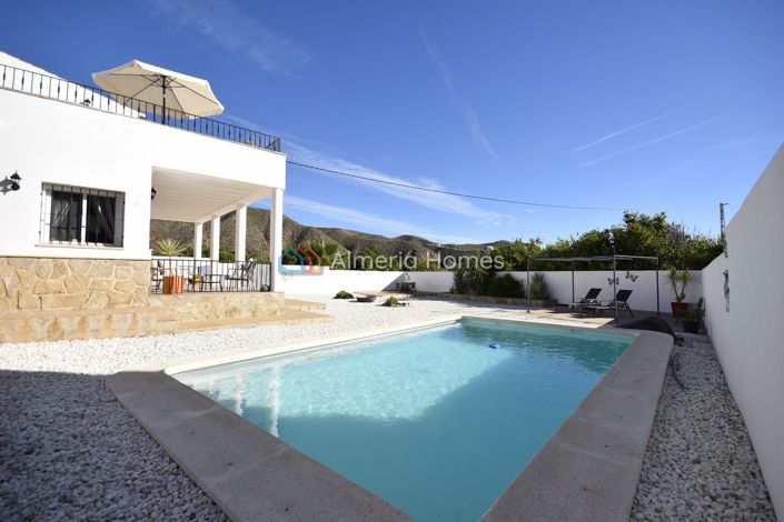 Image No.6-4 Bed Villa for sale