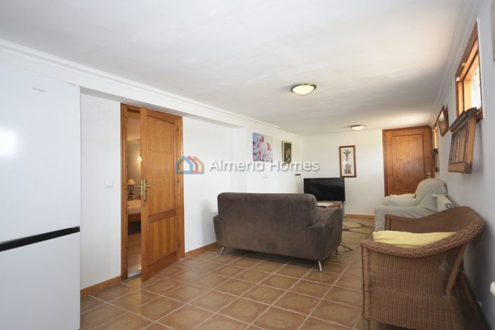 Image No.21-6 Bed Villa for sale