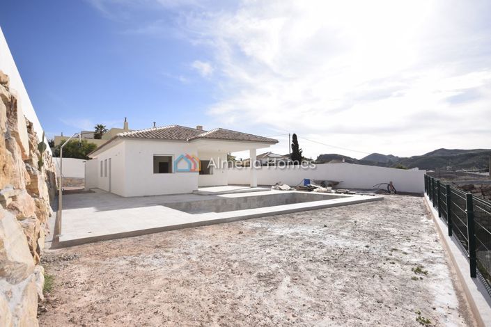 Image No.11-3 Bed Villa for sale