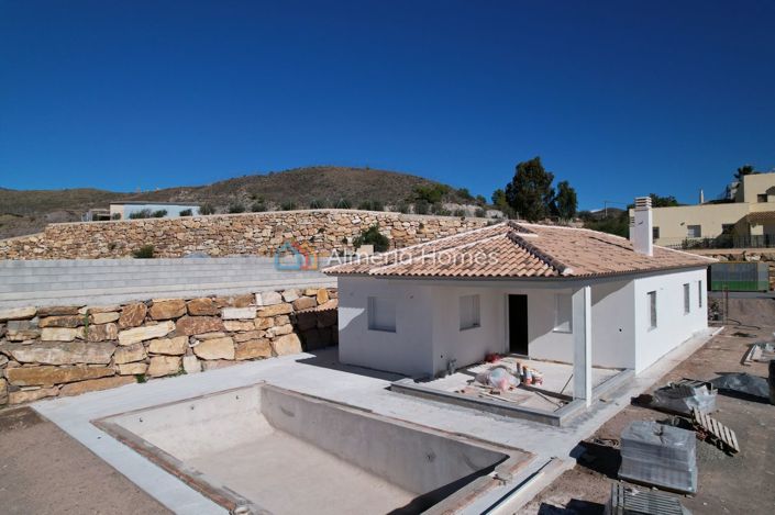 Image No.12-3 Bed Villa for sale