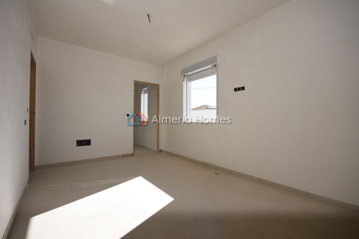 Image No.15-3 Bed Villa for sale