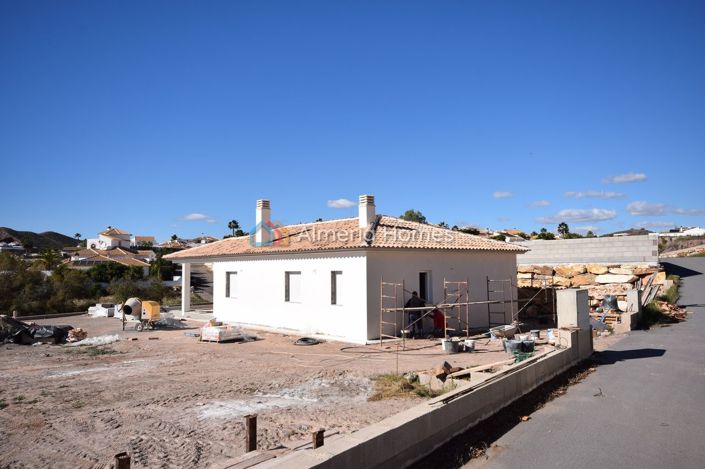 Image No.17-3 Bed Villa for sale