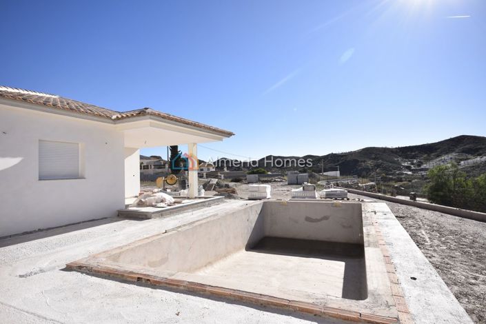 Image No.20-3 Bed Villa for sale