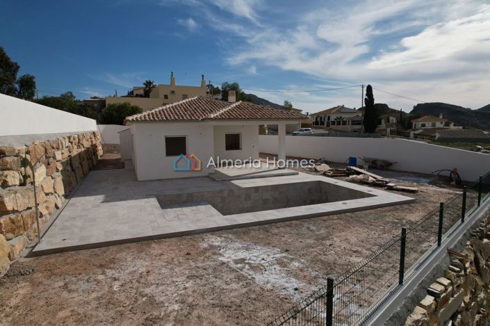 Image No.20-3 Bed Villa for sale