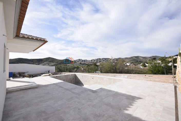 Image No.9-3 Bed Villa for sale