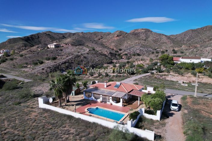 Image No.3-3 Bed Villa for sale