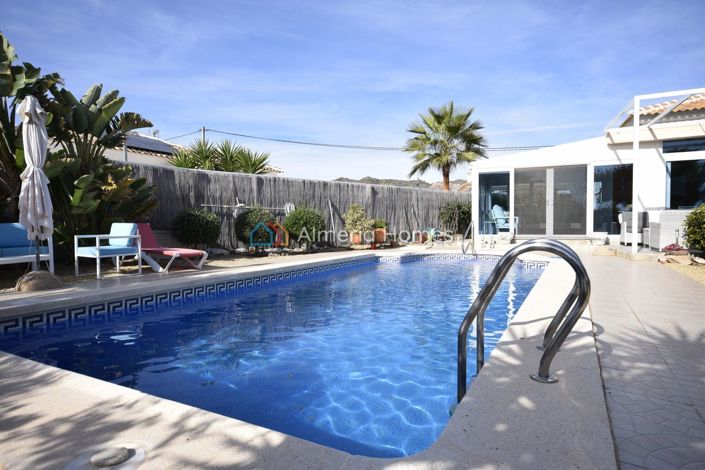 Image No.10-3 Bed Villa for sale