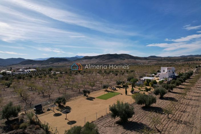 Image No.4-5 Bed Villa for sale