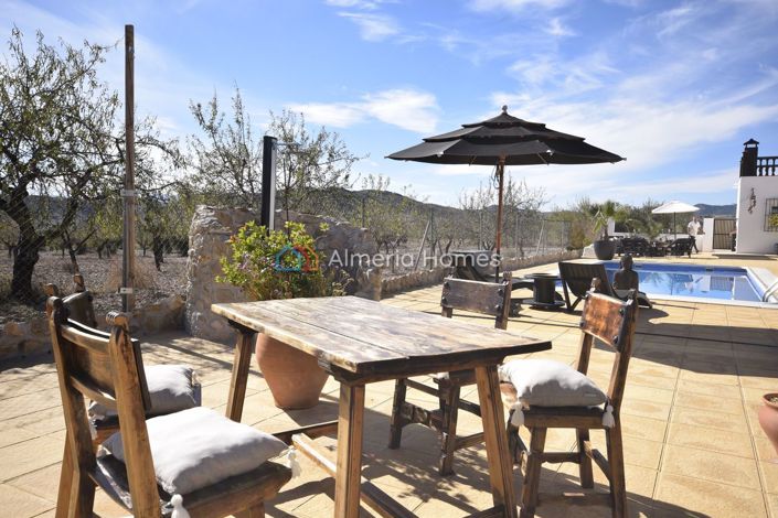 Image No.8-5 Bed Villa for sale