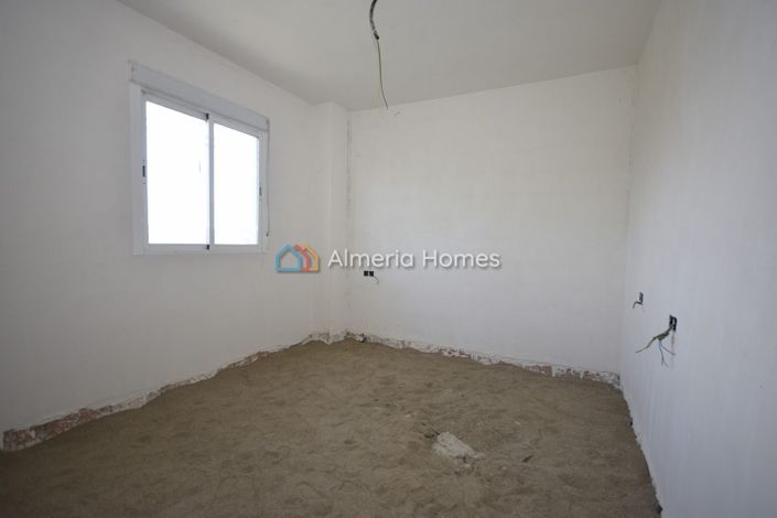 Image No.19-7 Bed Country House for sale