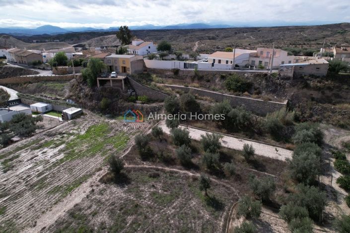 Image No.23-7 Bed Country House for sale