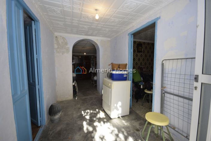 Image No.4-4 Bed Country House for sale