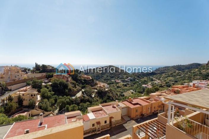 Image No.19-2 Bed Apartment for sale
