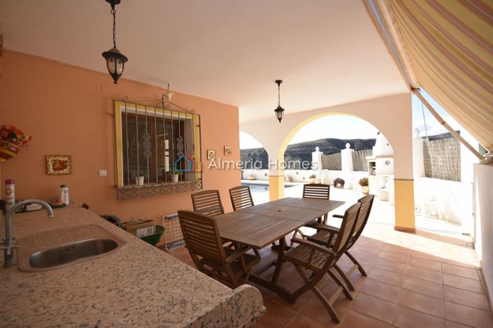 Image No.12-3 Bed Country House for sale