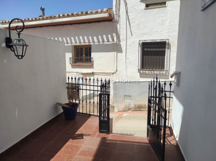 Image No.15-3 Bed Village House for sale