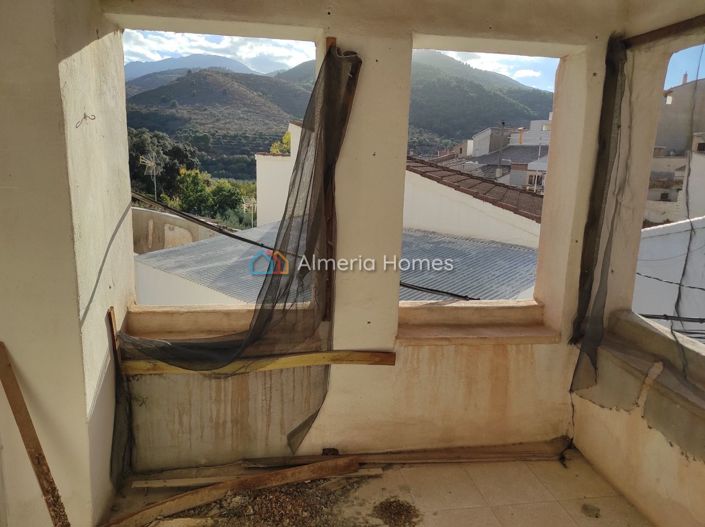 Image No.15-2 Bed Village House for sale