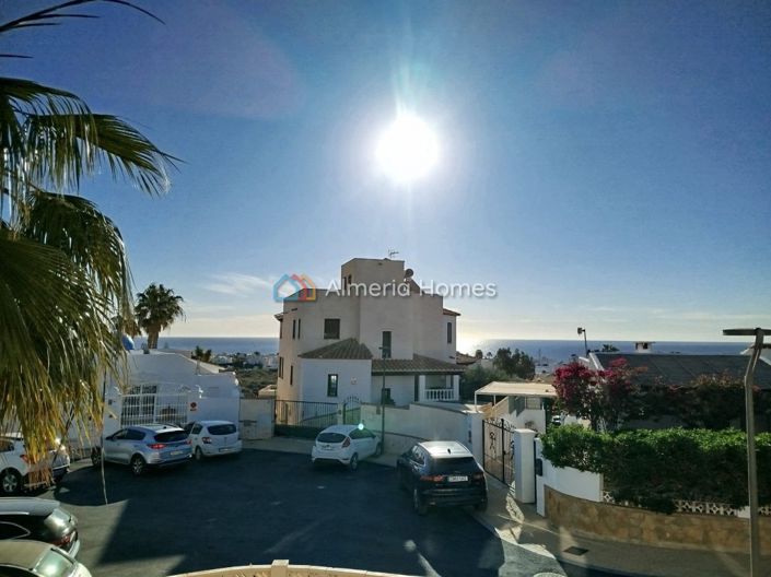 Image No.3-3 Bed Villa for sale
