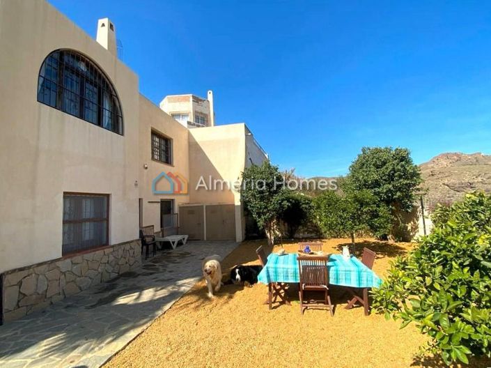 Image No.9-3 Bed Villa for sale