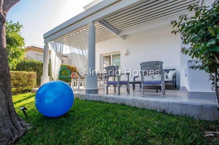 Image No.6-3 Bed Villa for sale