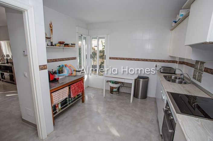 Image No.10-3 Bed Villa for sale