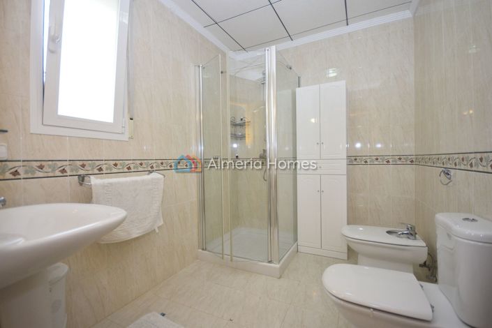 Image No.23-3 Bed Villa for sale