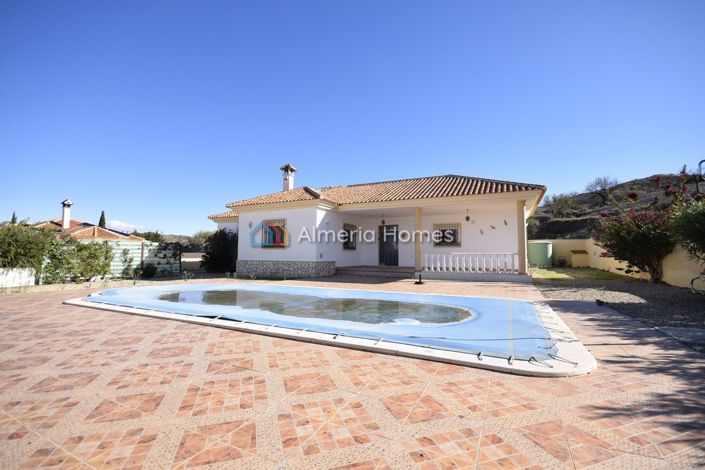 Image No.4-3 Bed Villa for sale