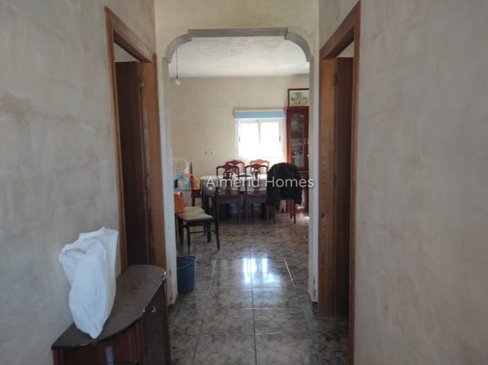 Image No.10-2 Bed Country House for sale