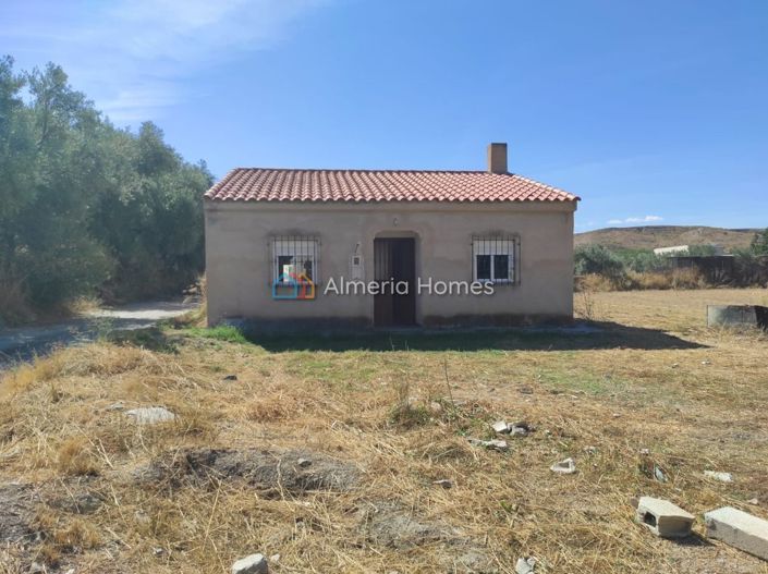 Image No.17-2 Bed Country House for sale