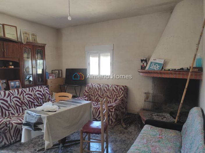 Image No.5-2 Bed Country House for sale