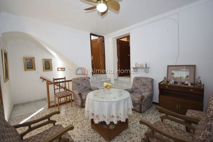 Image No.9-4 Bed Townhouse for sale