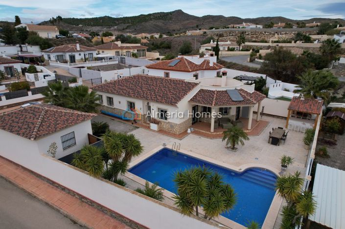 Image No.12-Villa de 4 chambres à vendre à Arboleas