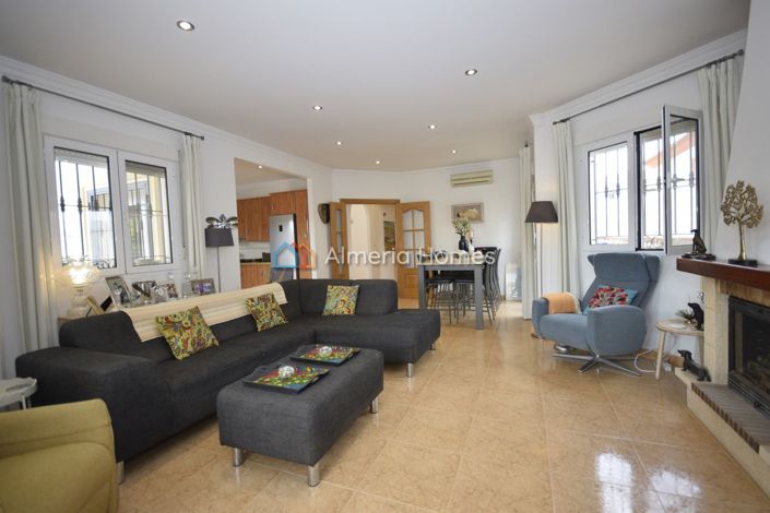 Image No.19-Villa de 4 chambres à vendre à Arboleas